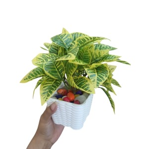 Artificial Leaf Plant with Pot Realistic Faux Greenery Indoor Decoration Home Office Tabletop Decor