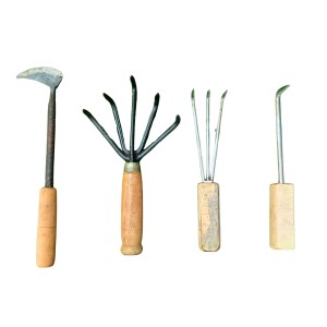 HI TECH Sales Garden Hand Tools Set – 4-Piece Gardening Kit with Wooden Handles – Weeder, Cultivator, Fork & Hook – Ideal for Weeding, Digging, Loosening Soil & Planting