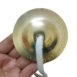 HiTechMart Handcrafted Brass Manjeera &ndash; 7.5cm Indian Classical Musical Instrument for Bhajan, Kirtan, Puja &ndash; Traditional Cymbals with Clear, Resonant Sound &ndash; 118gm Lightweight with Durable String