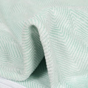 300 GSM Green Microfiber Bath Towel - (M3213)