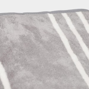 270 GSM Grey Microfiber Bath Towel - (M3197)